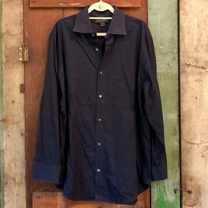 Men’s black long sleeve button front shirt
